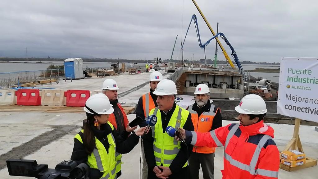 Director General de Concesiones inspeccionó avance de obras de Puente Industrial